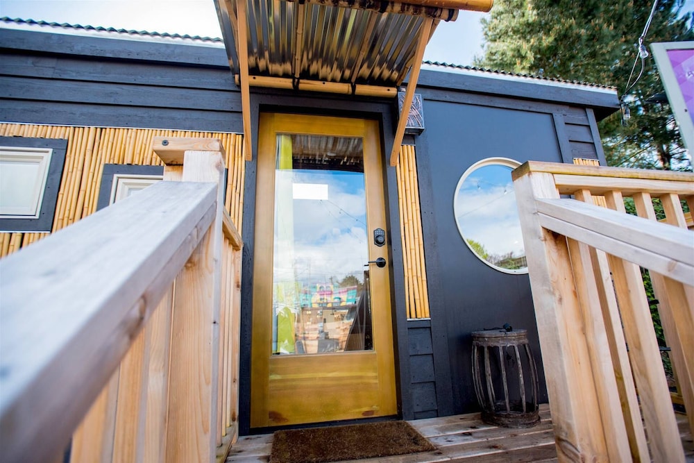 Tiny Digs Hotel of Tiny Houses - photo 140