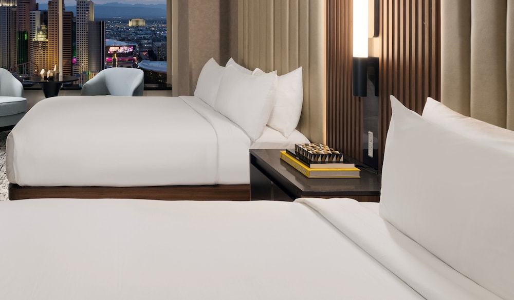 MGM Grand Hotel & Casino - photo 15
