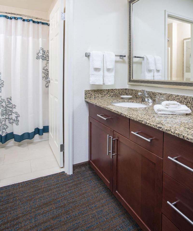 Residence Inn by Marriott Topeka - photo 35