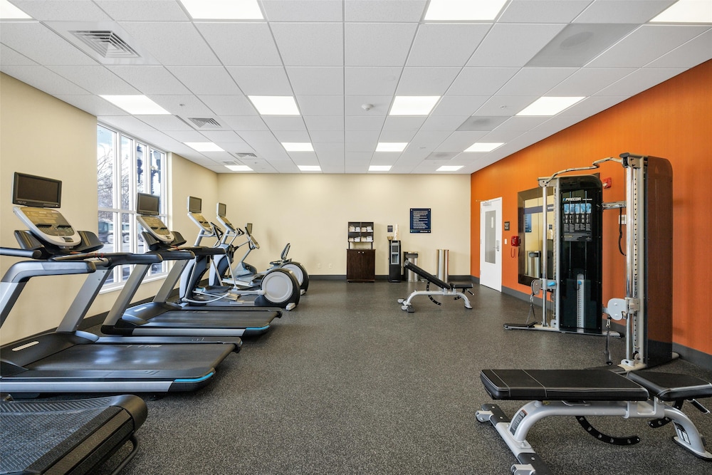 Hampton Inn & Suites Logan - photo 49