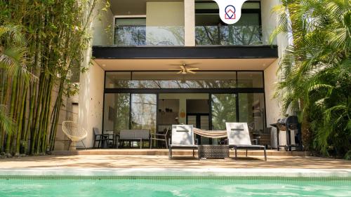 New Santa Fe Home Private Relaxation Realm — 4-Star Luxury Hotel in Xochitepec, Mexico