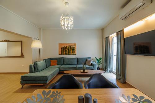 Comfortable and Bright 2bdr flat — 4-Star Luxury Hotel in Athens, Greece