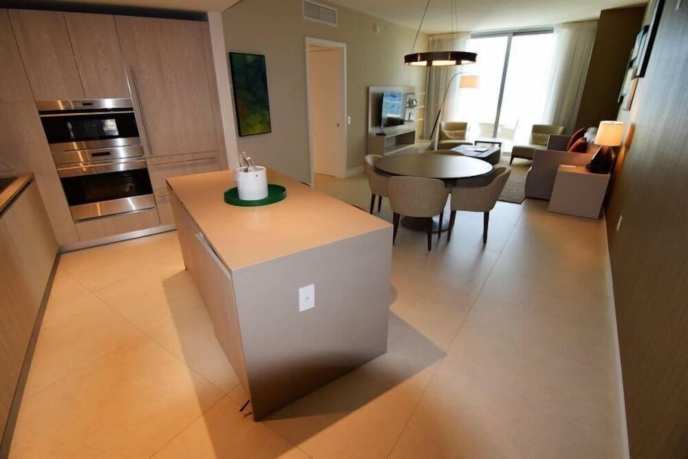 Oceanfront & Bay View 2 Bed 2 Bath @ Hyde Beach Resort - photo 16