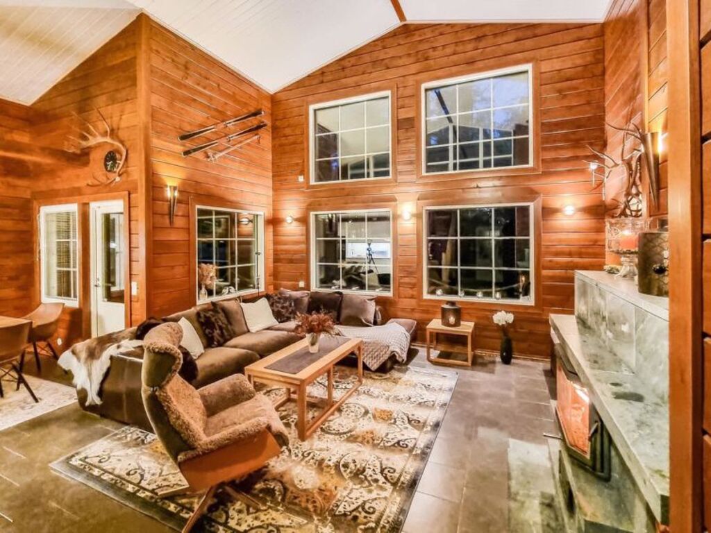 Holiday Home Arctic chalet by Interhome — 5-Star Luxury Hotel in Kolari, Finland