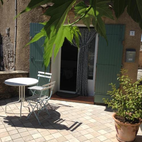 Le porche - last minute hotel in Unknown City