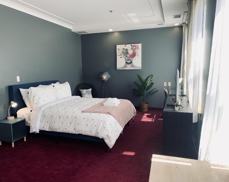 Urban Nest - carbon neutral hotel in Halifax