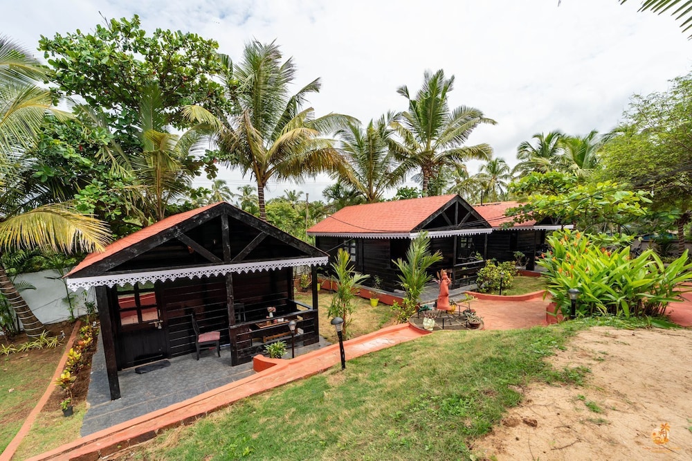 Timber Tide Beach Cottages By Green Concept — Candolim — photo 5