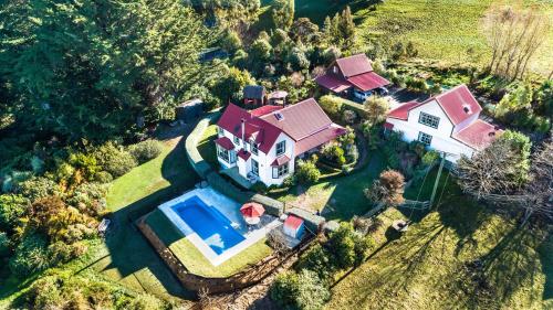 Twin Gullies — 4-Star Luxury Hotel in Christchurch, New Zealand