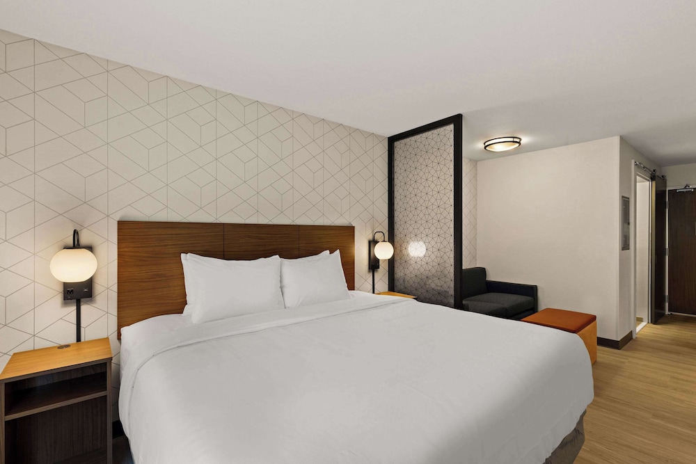 Everhome Suites Temecula - photo 7
