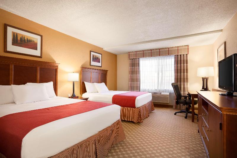 Portage Inn & Suites Kalamazoo - photo 11