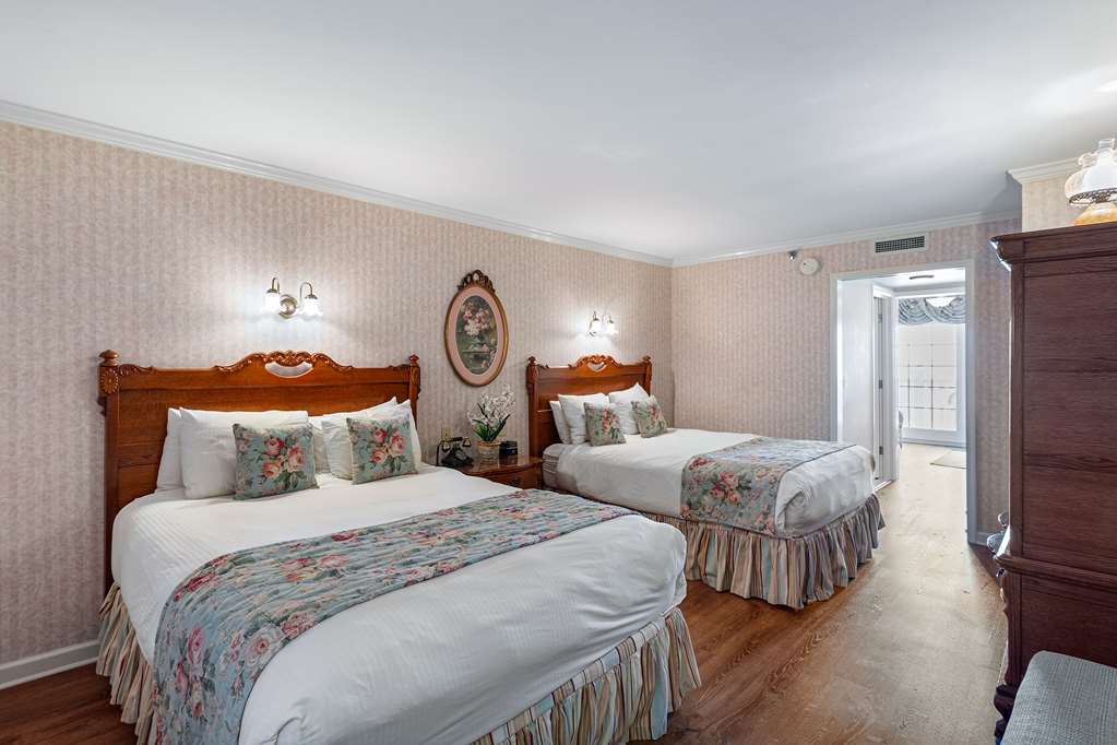 Boardwalk Plaza Hotel - photo 14