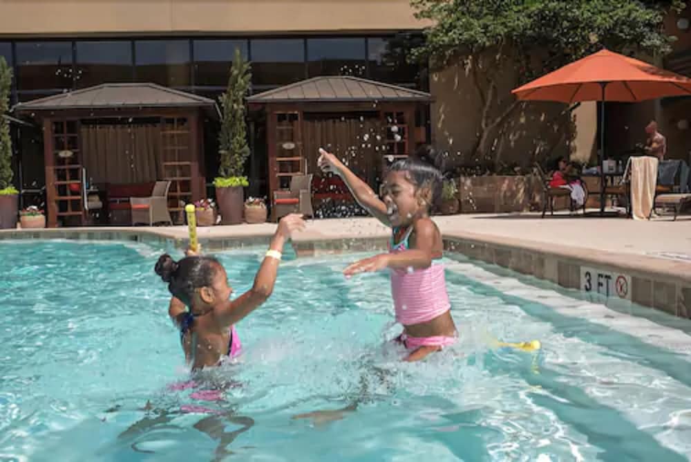 MCM Eleganté Hotel & Conference Center Beaumont - photo 19