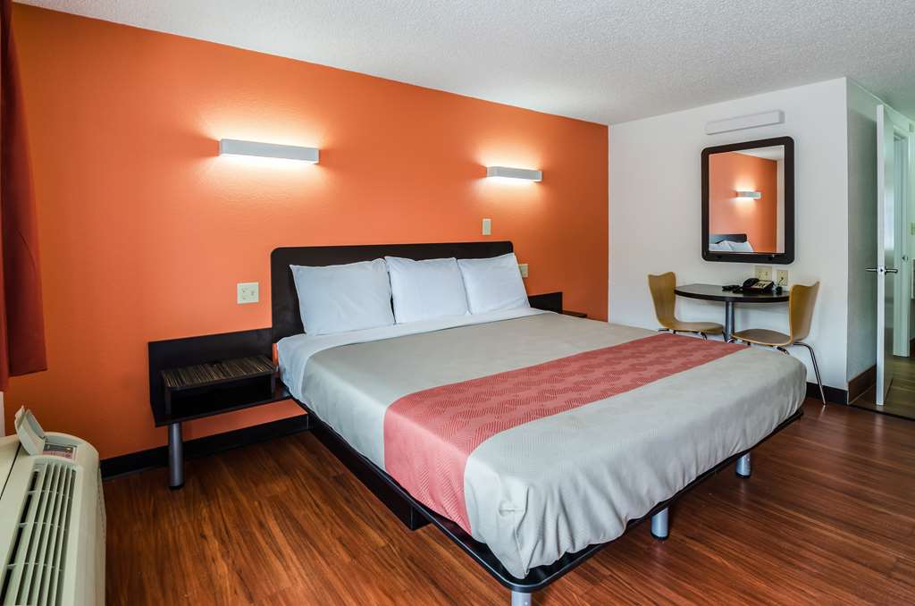 Motel 6 Troutville VA - photo 15
