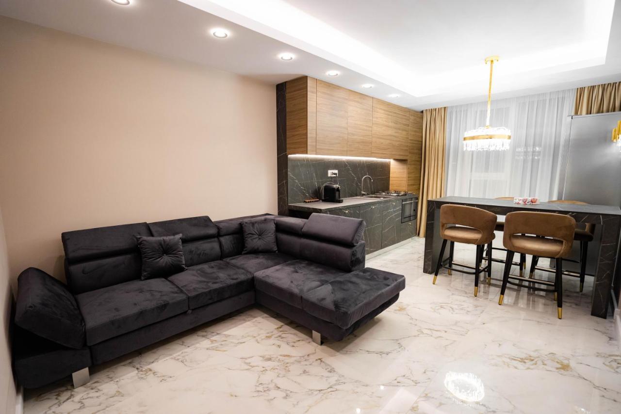 Deluxe Aparthotel Marwell Residence — Suceava — photo 2