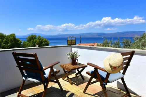 Nelly's Coastal Family House — 4-Star Luxury Hotel in Ydra, Greece