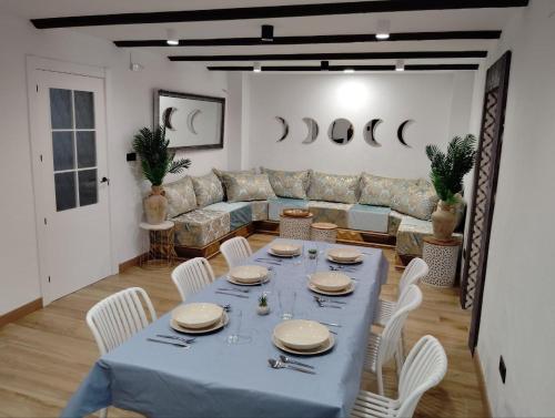 La Buhardilla De Charlin — Casas De Ves