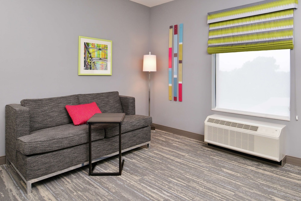 Hampton Inn & Suites St. Paul Oakdale Woodbury - photo 25