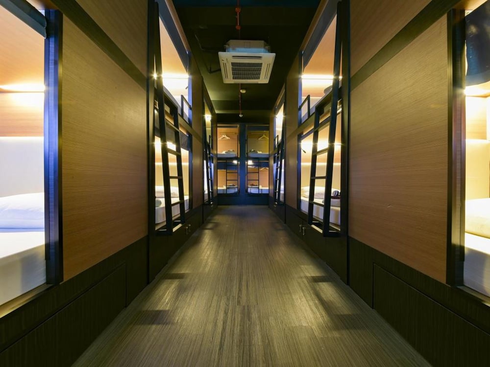 Chic Capsule Otel - last minute hotel in Singapore