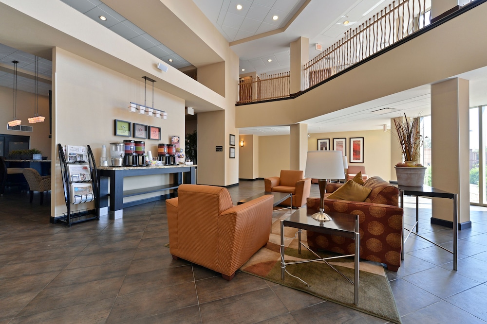 Hampton Inn & Suites Phoenix Gilbert - photo 10