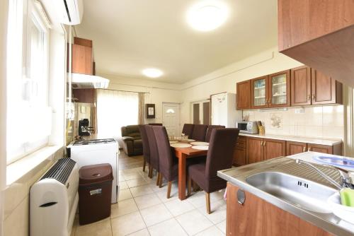 Milán Apartment — 4-Star Luxury Hotel in Nyiregyhaza, Hungary