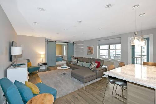 Hotel District Downtown ATL 1 Bedroom Condo in Atlanta, United States