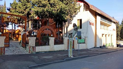 Comfortable studio apartment near the metro station