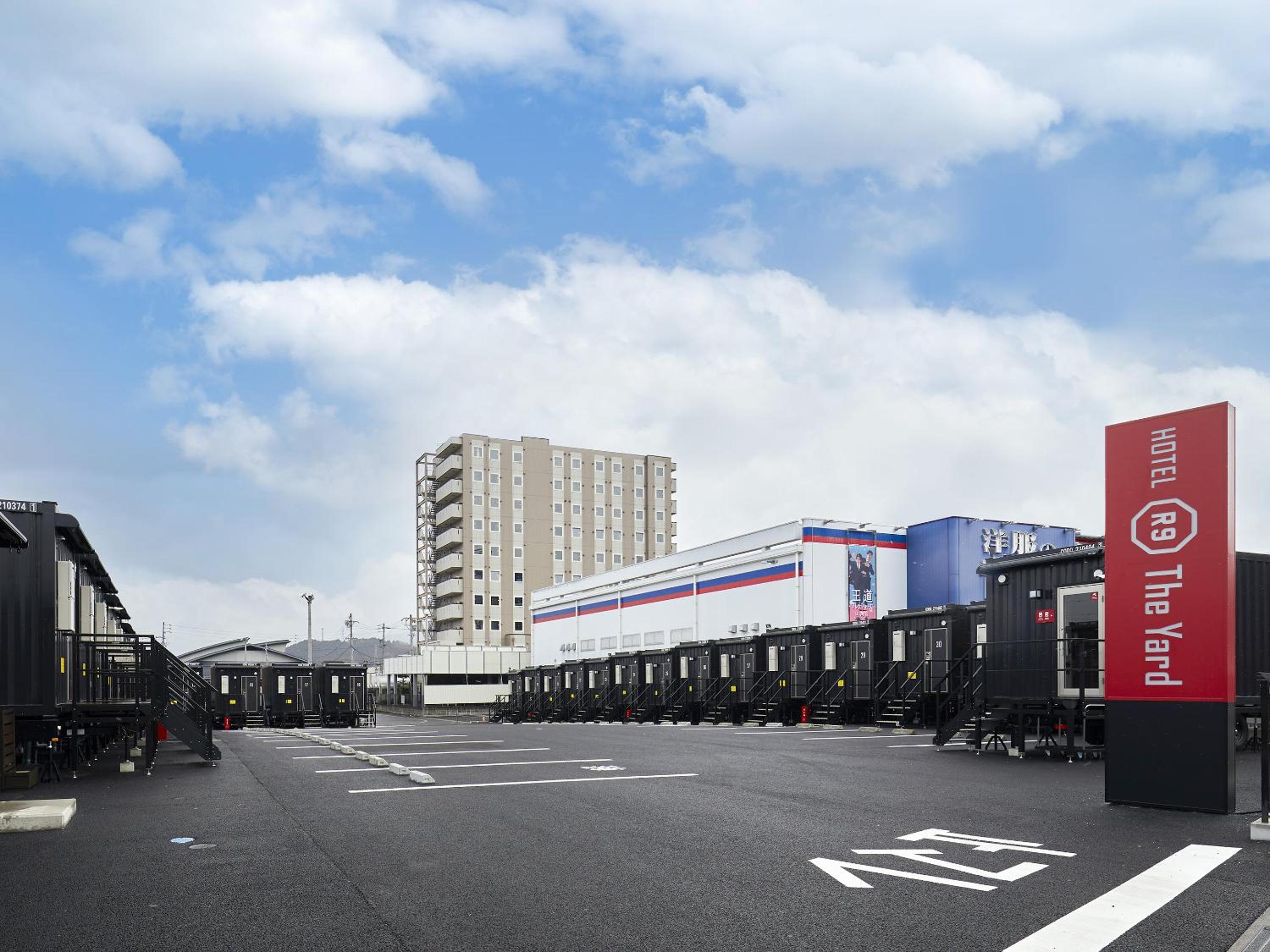 Hotel R9 The Yard Ena — Ena
