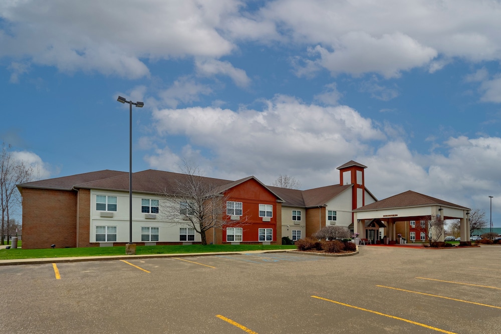 Holiday Inn Express Hotel & Suites Bad Axe by IHG - photo 64