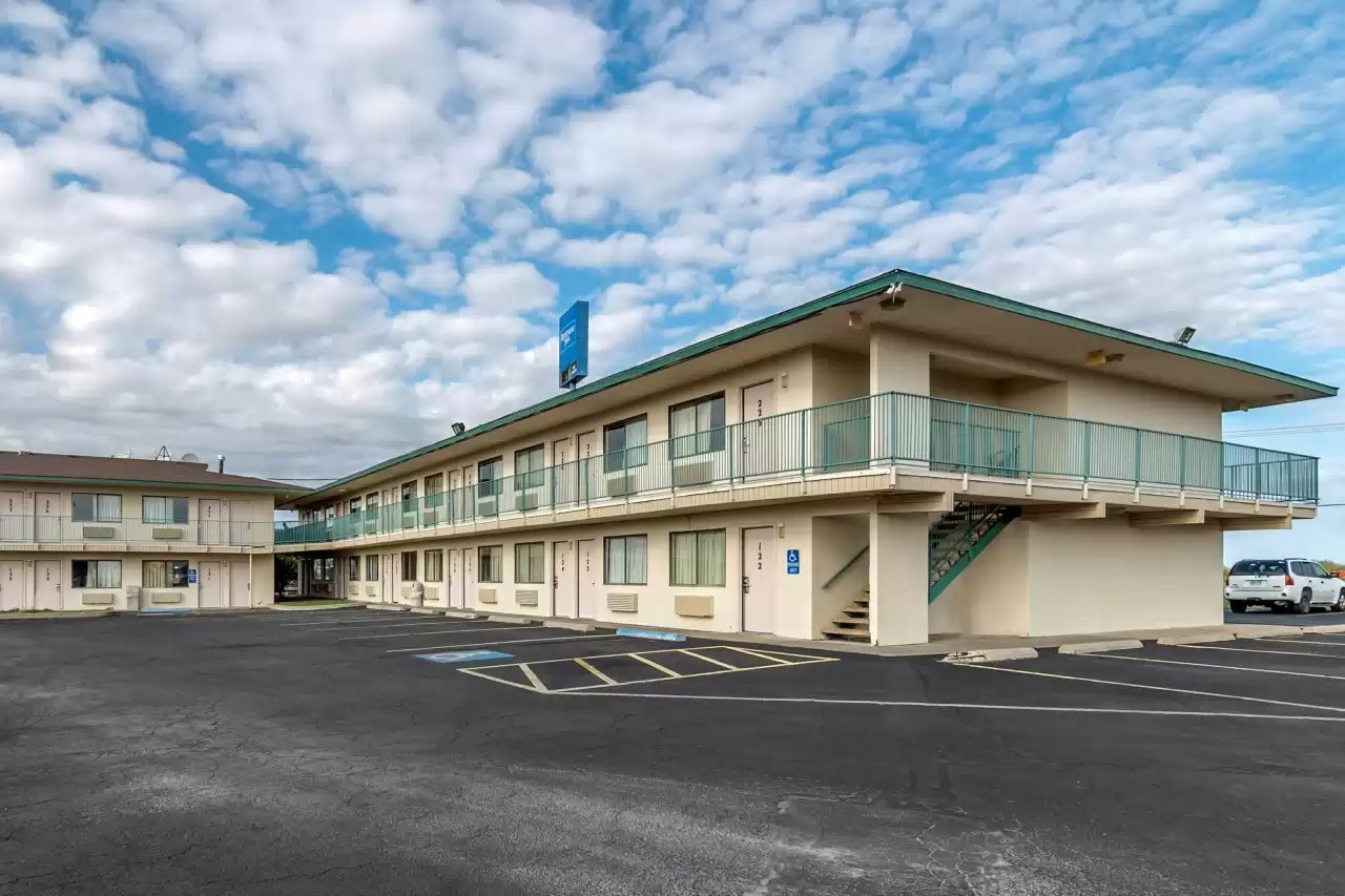 Rodeway Inn Hays KS — hotel in Hays
