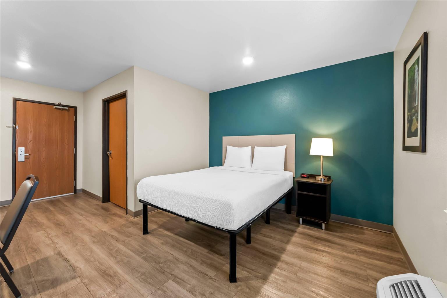WoodSpring Suites San Antonio South - photo 11