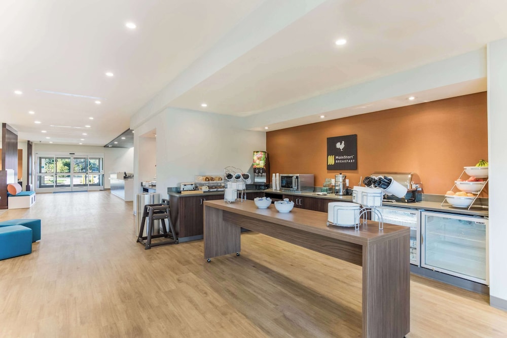 MainStay Suites Murfreesboro - photo 26