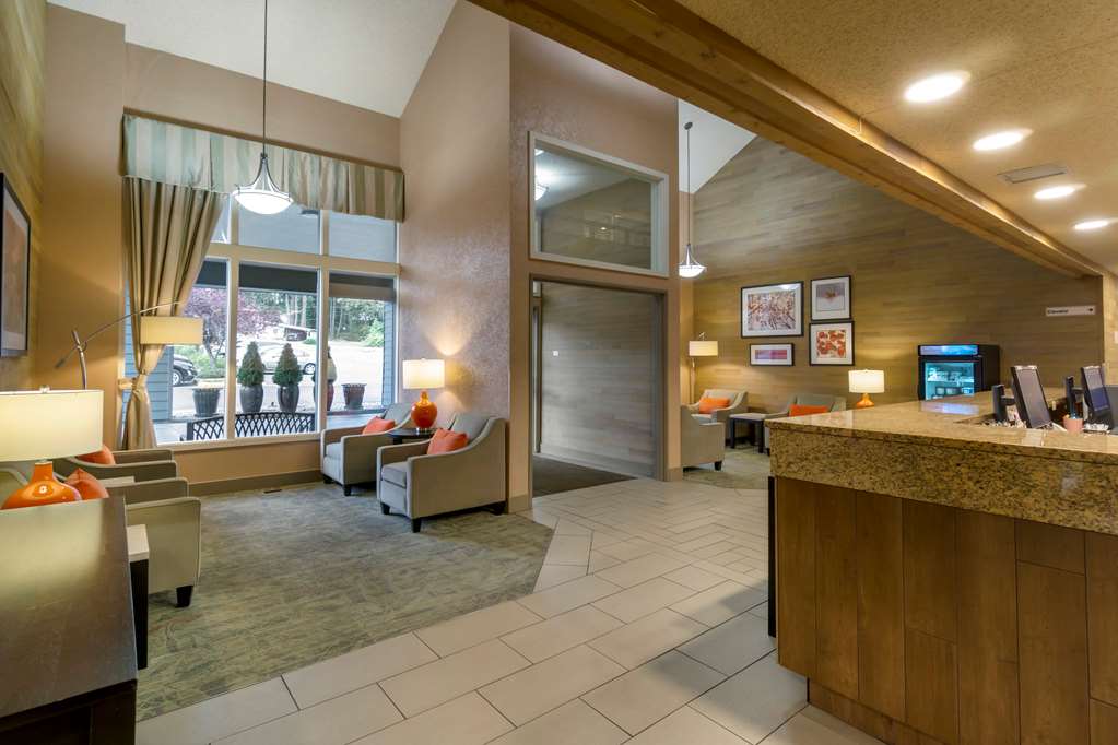 Best Western Plus Oak Harbor Hotel & Conference Center - photo 4