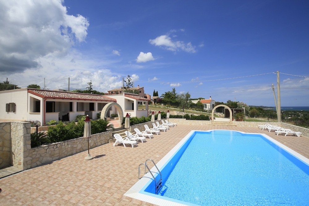 B&B Hibiscus — 4-Star Luxury Hotel in Vieste, Italy