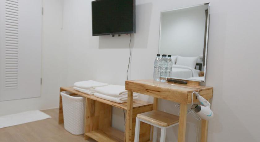 Interest Poshtel
