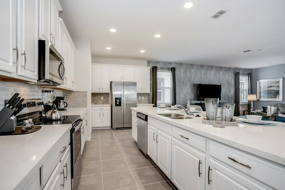 1810cvt Solara Resort 9 Bedroom Villa by Redawning Kissimmee - photo 24