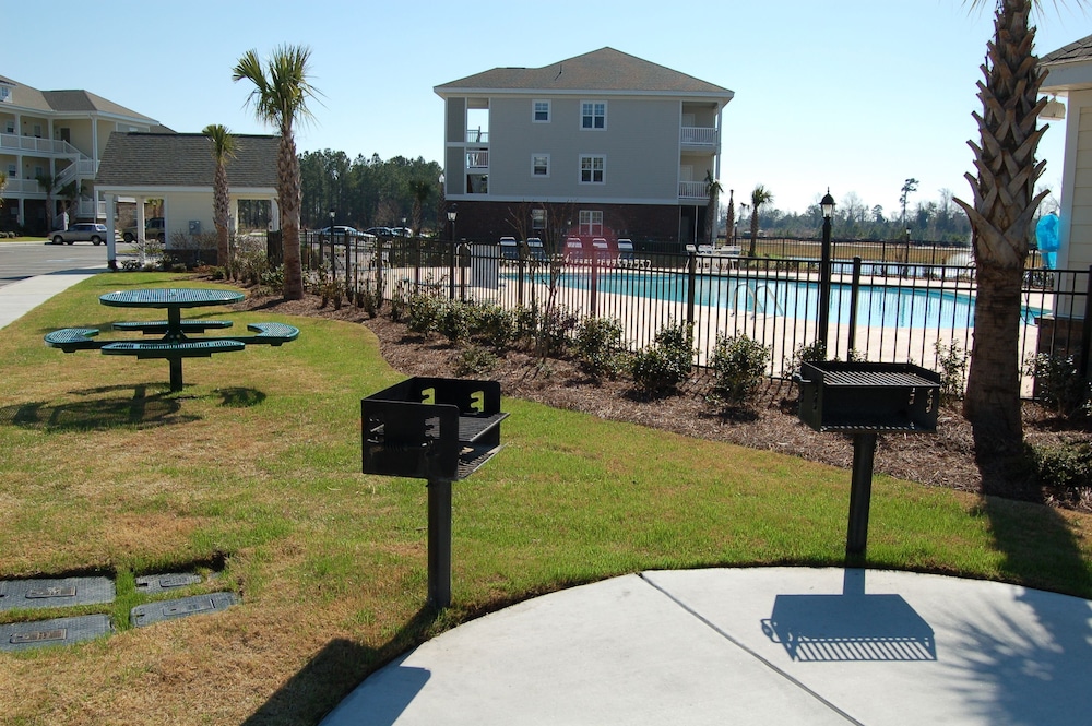 Barefoot Resort & Yacht Club - photo 98