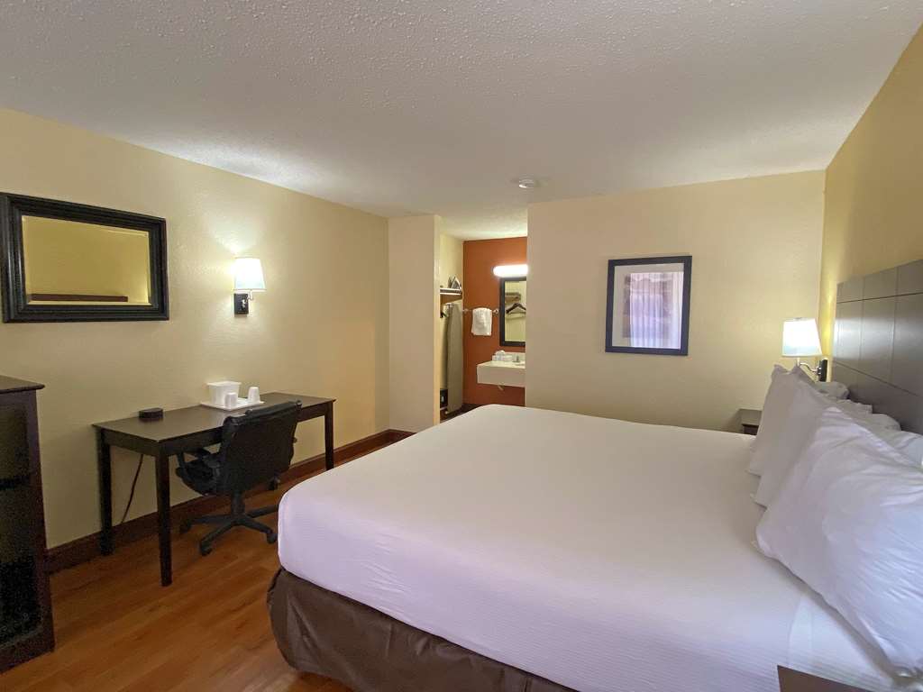 Best Western Greenville Airport Inn - photo 8