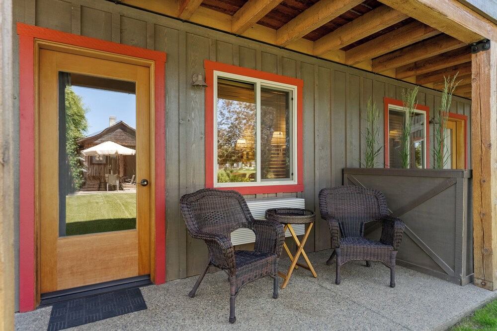 Mt Gardner Inn - photo 35