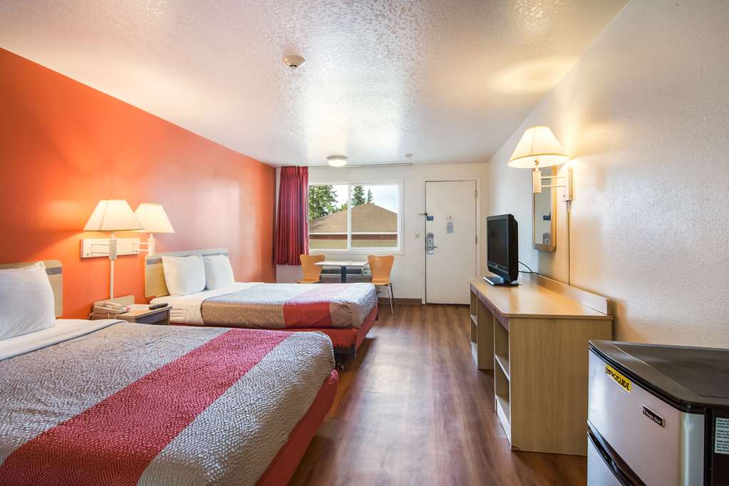 Motel 6 Vancouver WA - photo 13