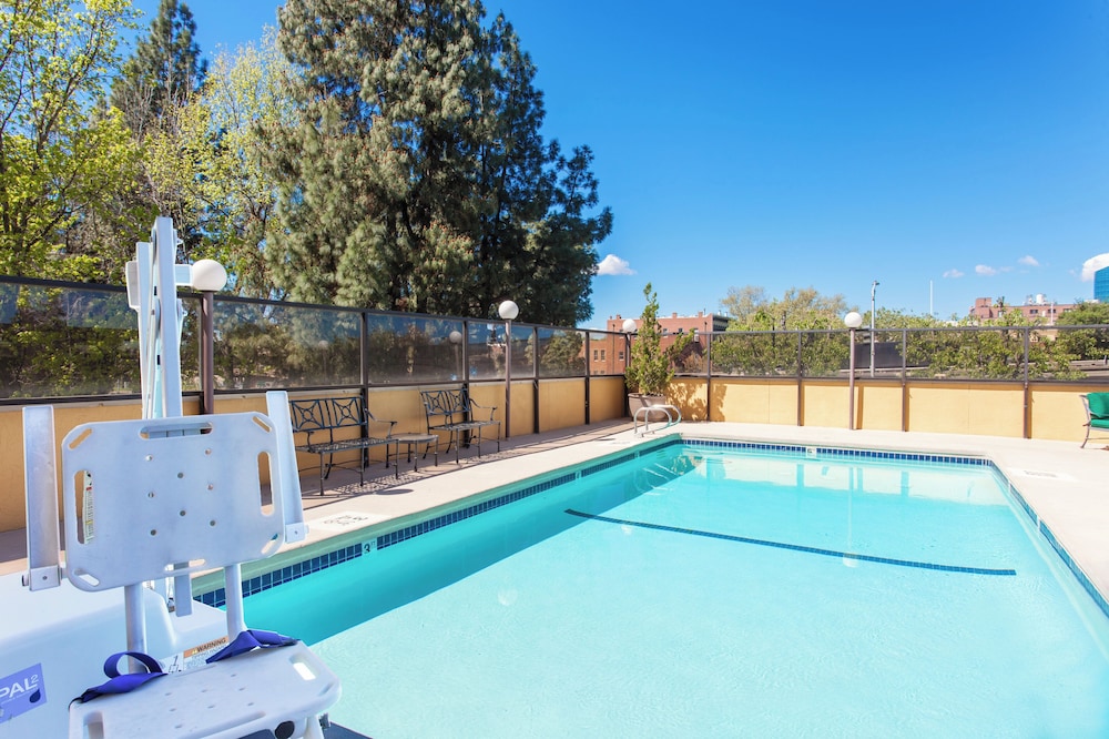 Holiday Inn Sacramento Downtown Arena by IHG - photo 27