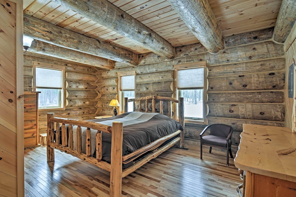 Custom Log Cabin With Deck And 45 Acres By Pine River 17920942 — Tustin
