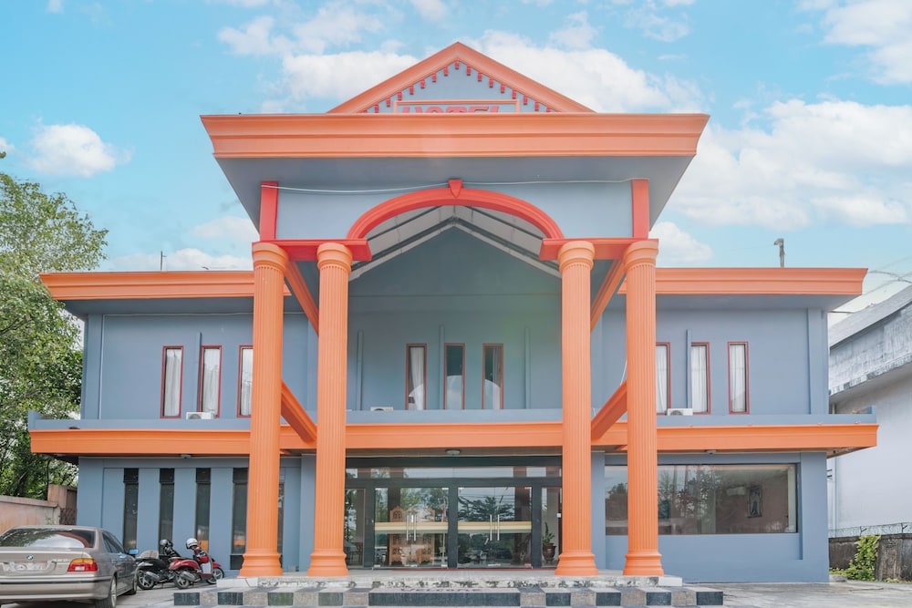 Collection O Pusat Kota Pekanbaru Near Mall Ska Formerly Hotel Olgaria in Pekanbaru, Indonesia