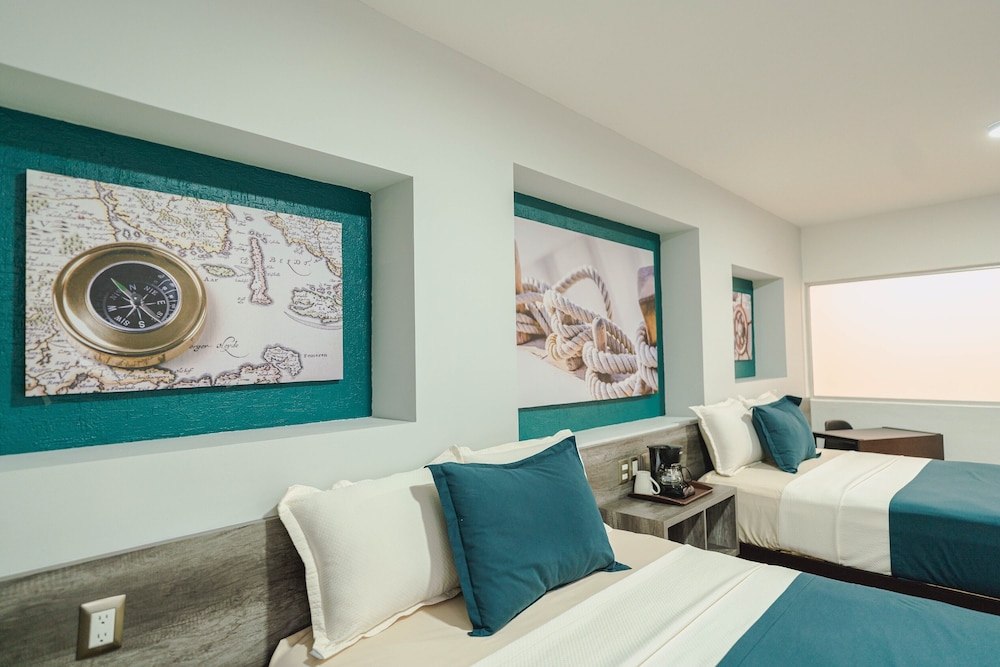 Real Naviero Hotel Ejecutivo — 4-Star Luxury Hotel in Manzanillo, Mexico