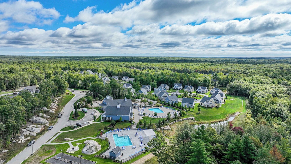 Maritime Meadows Charming Resort style Home - photo 41