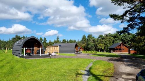 Robins Nest Glamping Pod With Hot Tub — Keith