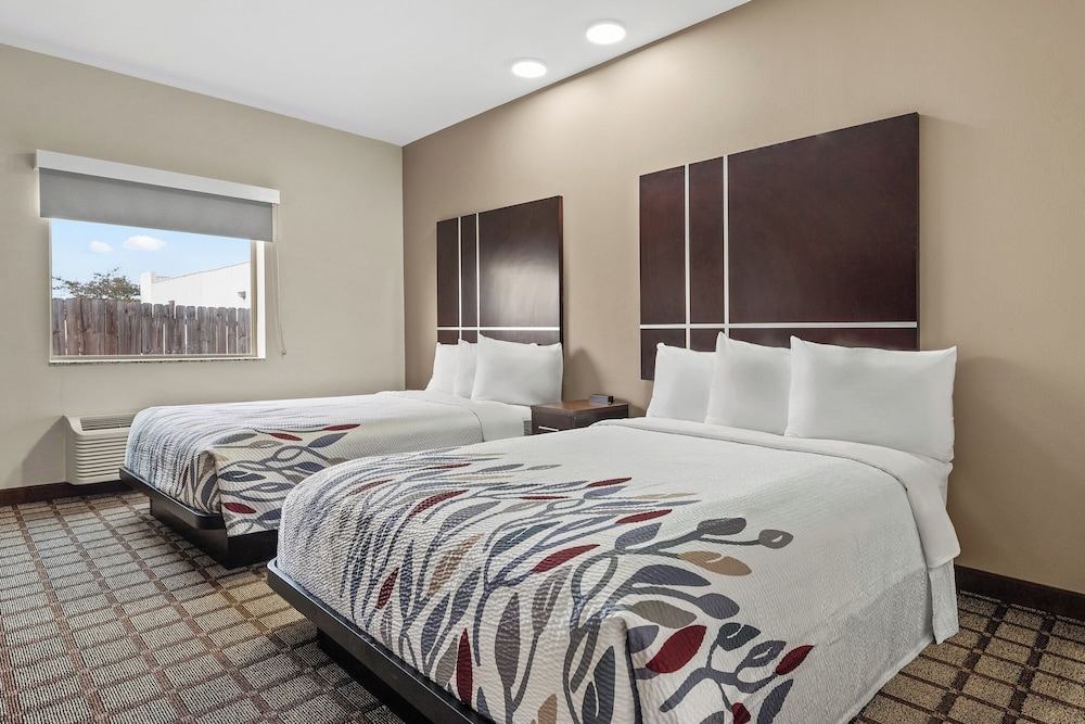 Baymont by Wyndham Baton Rouge - photo 8