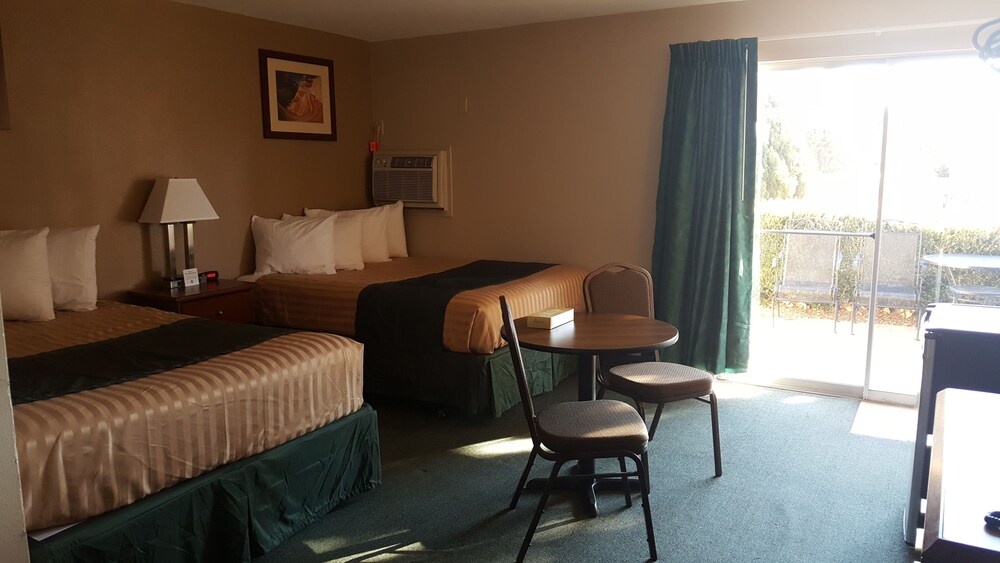 Lake Powell Canyon Inn - photo 13