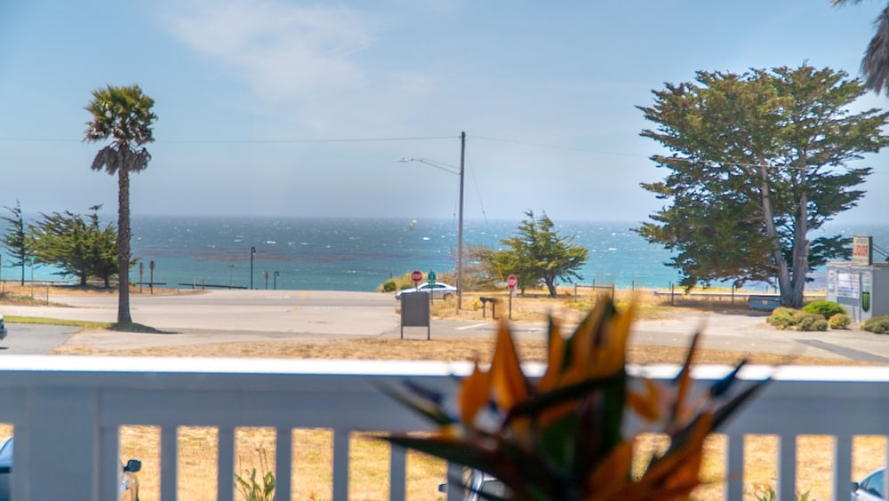 San Simeon Lodge - photo 60
