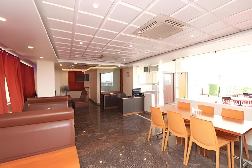 Hotel Anand International in Samastipur, India