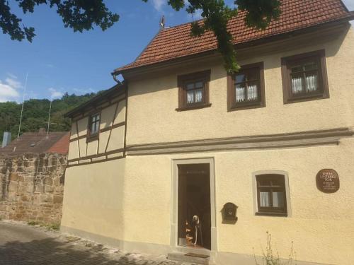 Nostalgie erleben im historischen Turmwächterhaus - carbon neutral hotel in Zeil